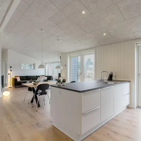 Jirina - 750m From The Sea By Interhome Feriehus *