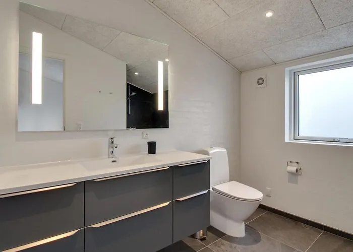 Jirina - 750m From The Sea By Interhome Vejers Strand